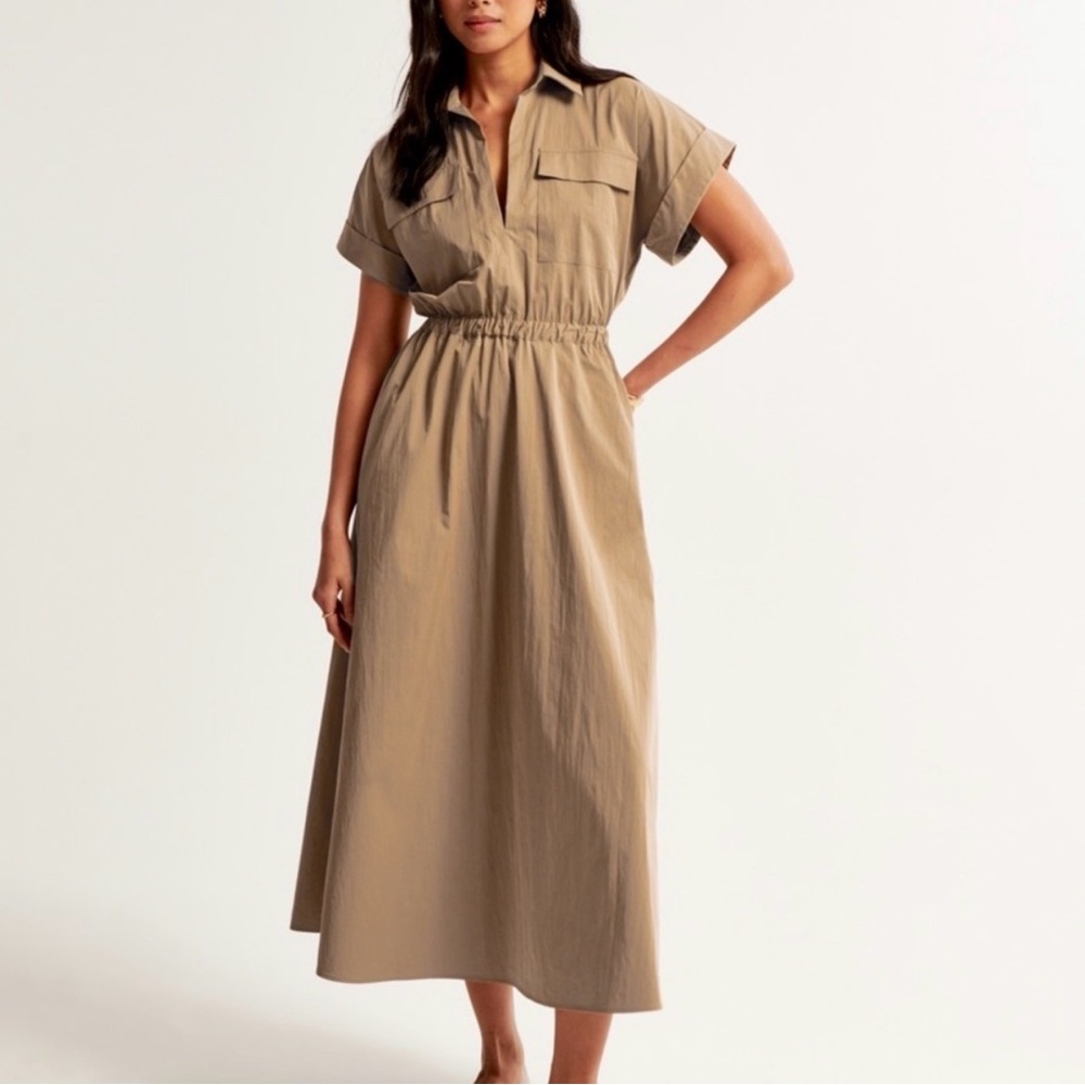 Abercrombie & Fitch Utility Maxi Dress in Khaki MP